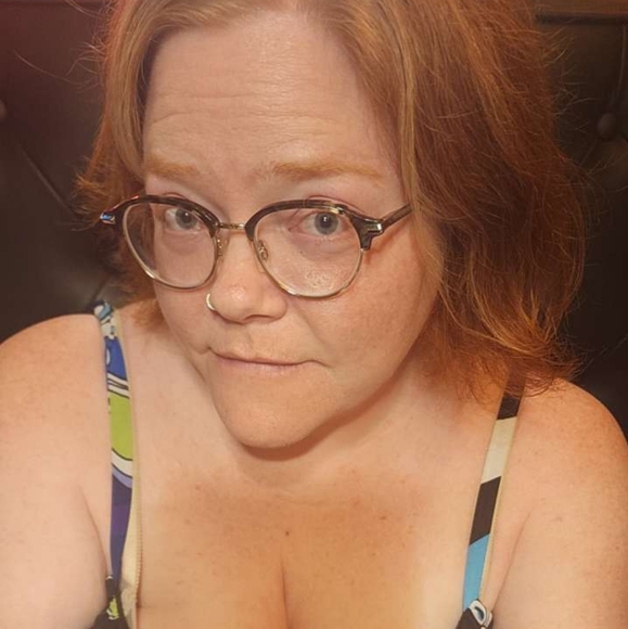 Meet your Posher, Mim - Picture 5 of 9